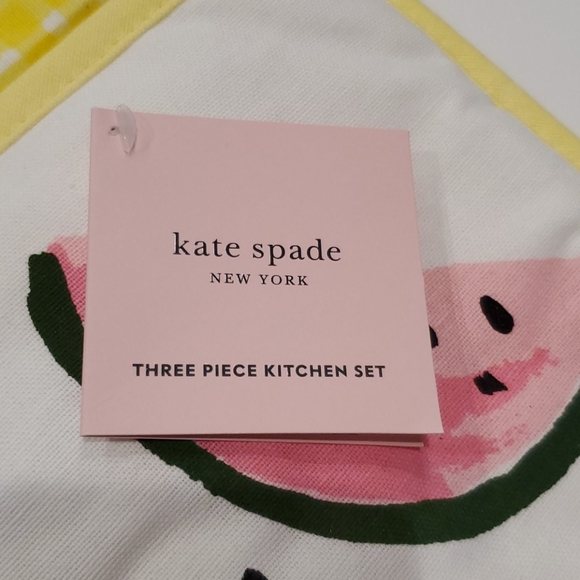 Kate Spade three piece kitchen set. - Picture 3 of 4